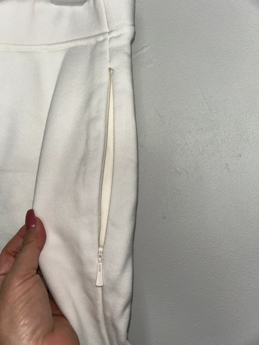 brand new White Jogger Pants size M - photo 3