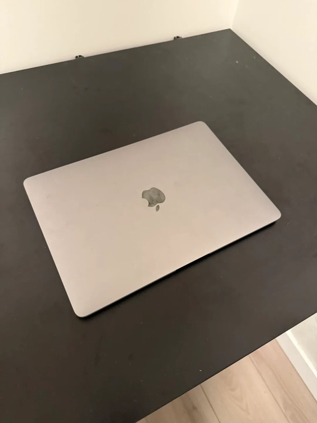 MacBook Air M1 2020 - 16GB Memory image indicator(2)