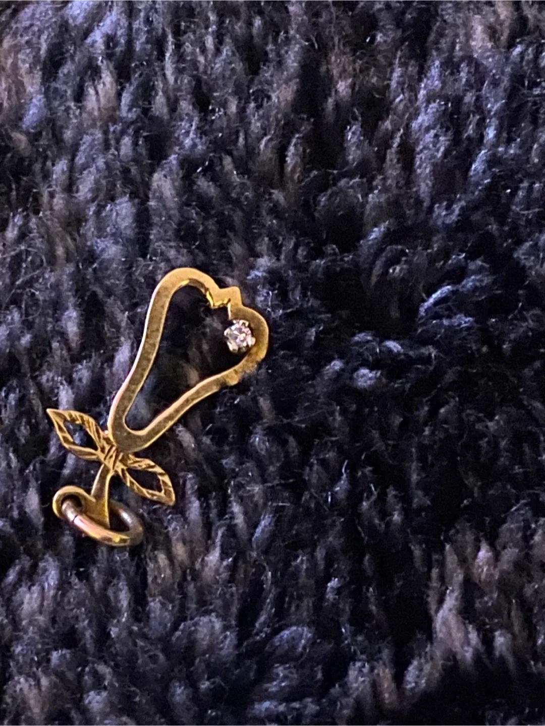 Gold Heart Pendants image indicator(4)