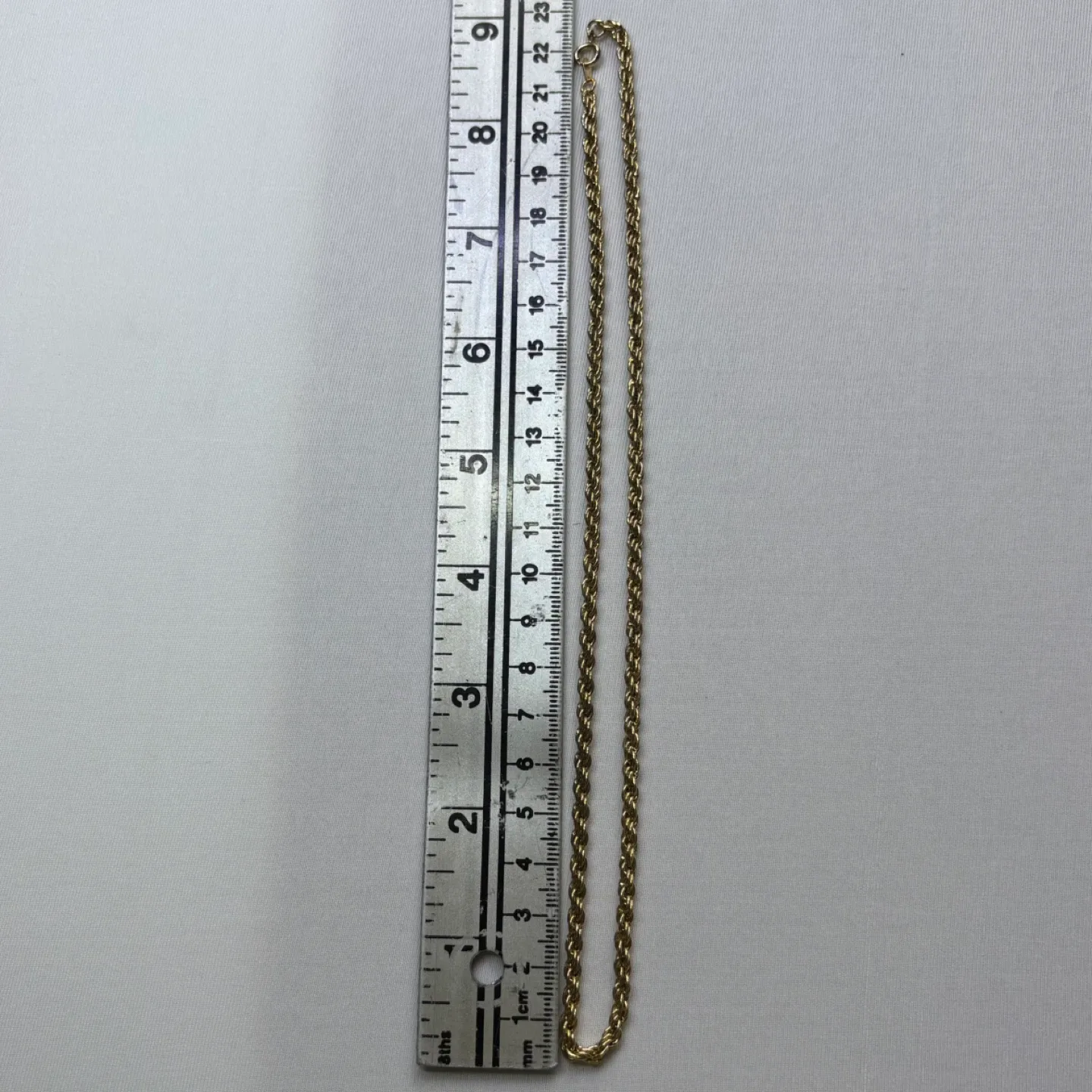 Vintage Gold Tone Rope Chain Necklace Medium Length Unisex image indicator(4)