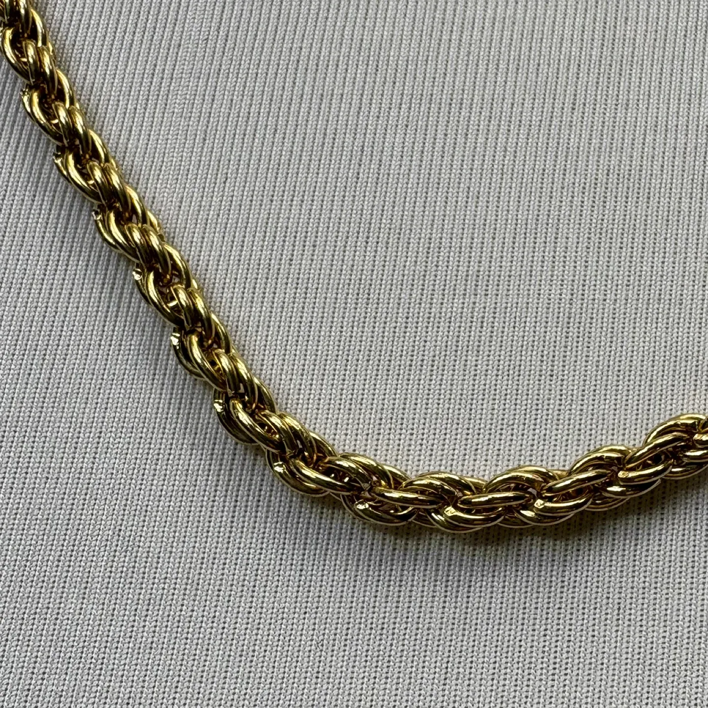 Vintage Gold Tone Rope Chain Necklace Medium Length Unisex image indicator(2)