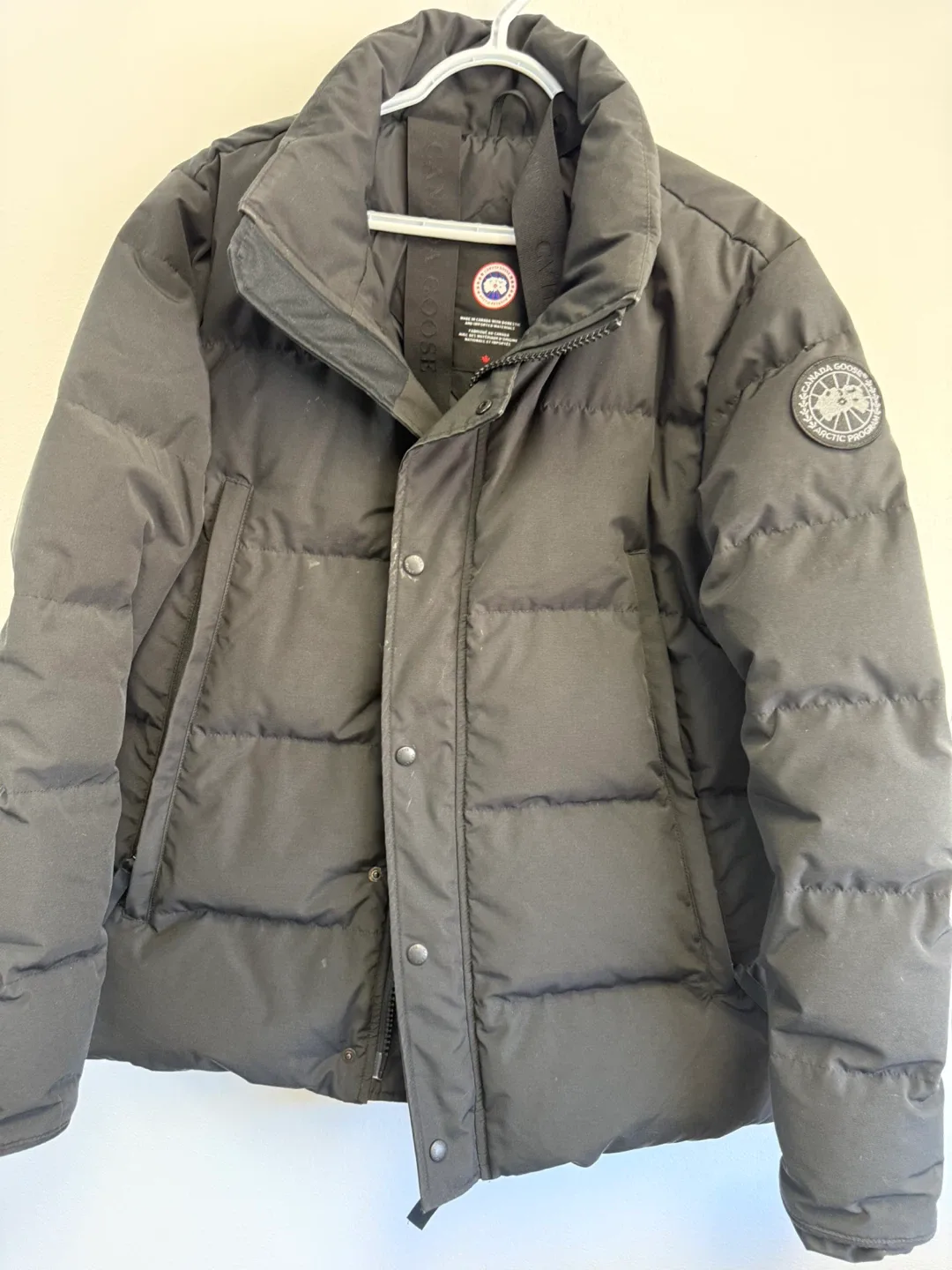 Canada Goose Black Puffer Jacket - Size Large