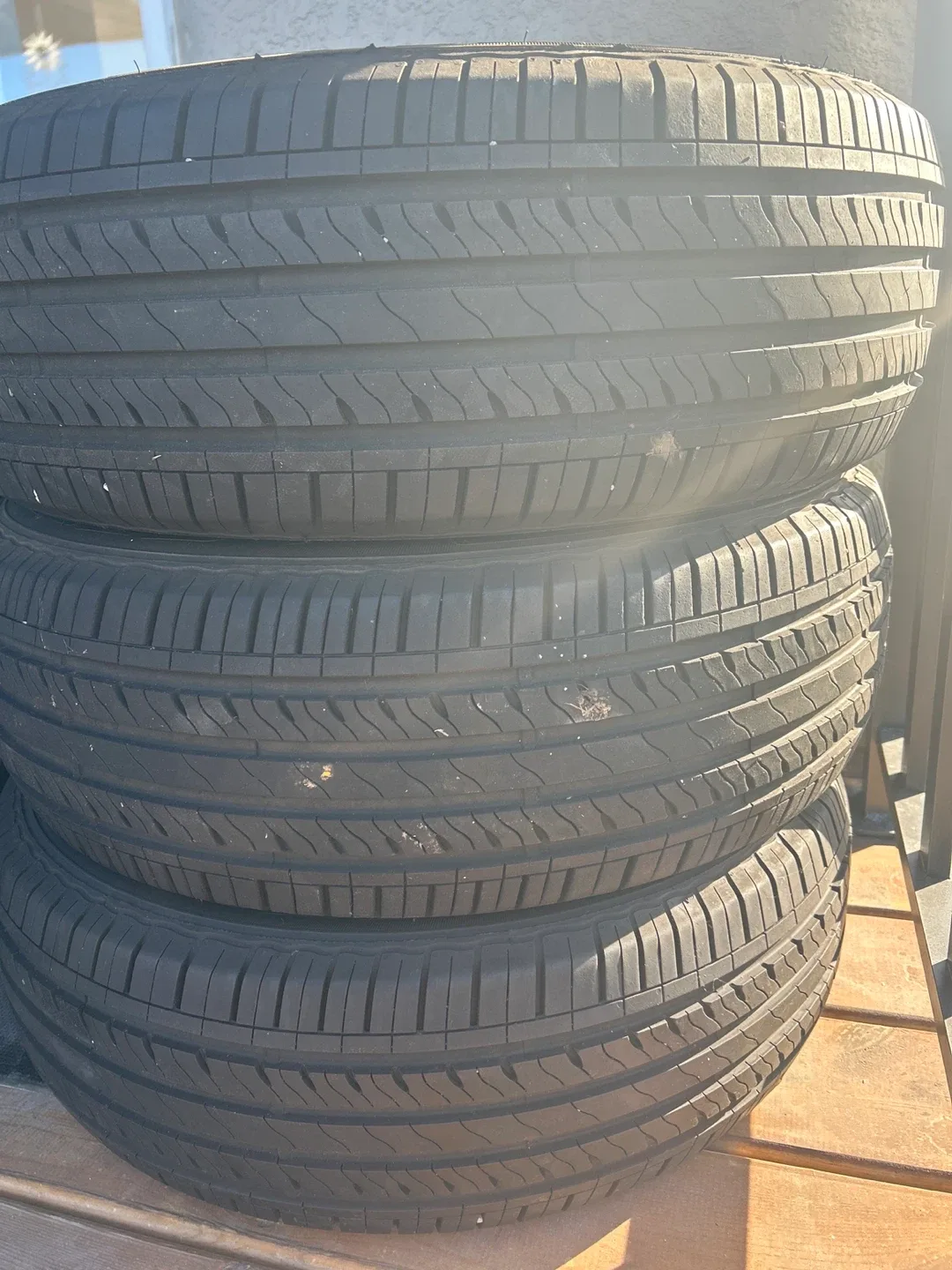 Solarus AS 225/65R16 Tires - Set of 4 image indicator(3)