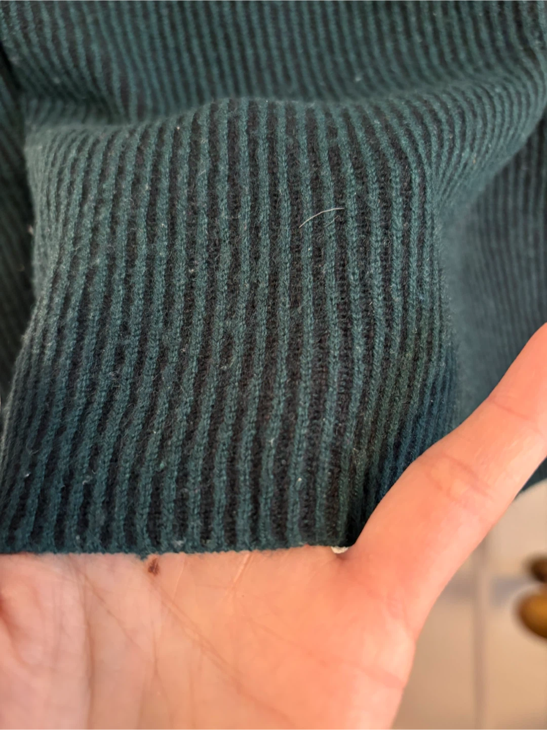 Ribbed Tie-Sleeve Sweater - Forest Green - photo 3