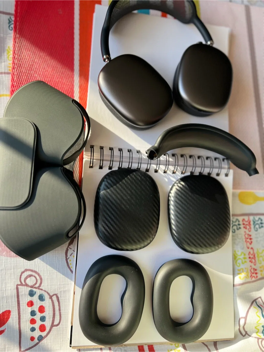 Apple AirPods Max – Space Gray (Like New) image indicator(2)