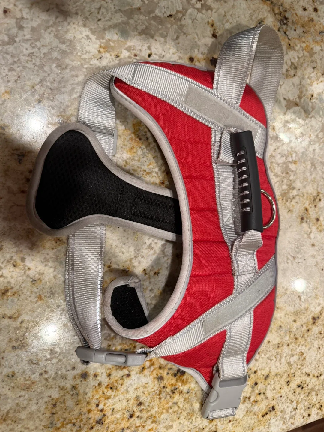 Red Dog Harness image indicator(2)