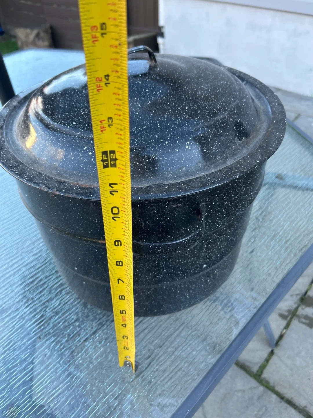 Speckled Black Stock Pot with Lid image indicator(4)