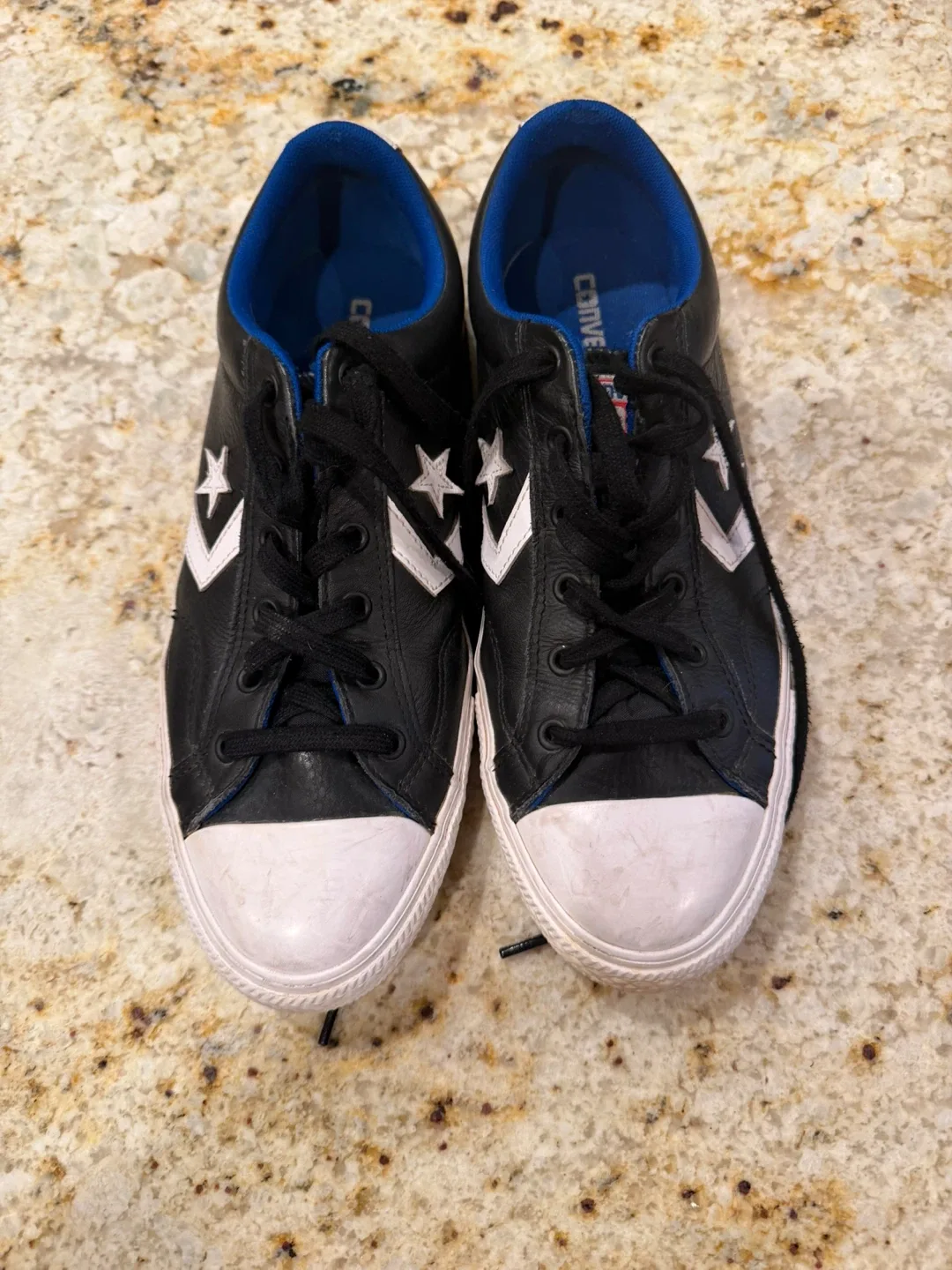 Converse All Star Leather Sneakers - Size 8.5 image indicator(3)