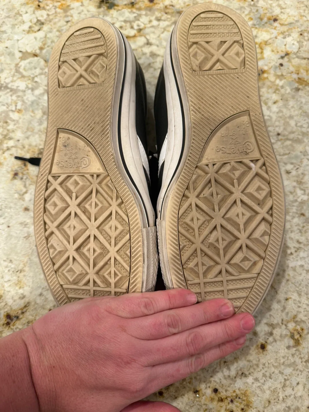 Converse All Star Leather Sneakers - Size 8.5 image indicator(2)