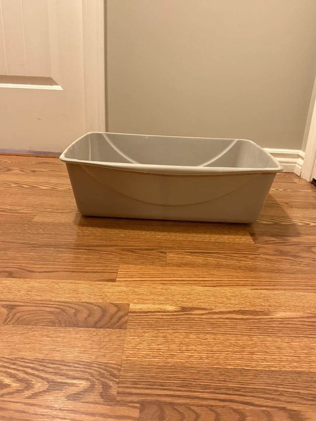 Grey Cat Litter Box image indicator(2)