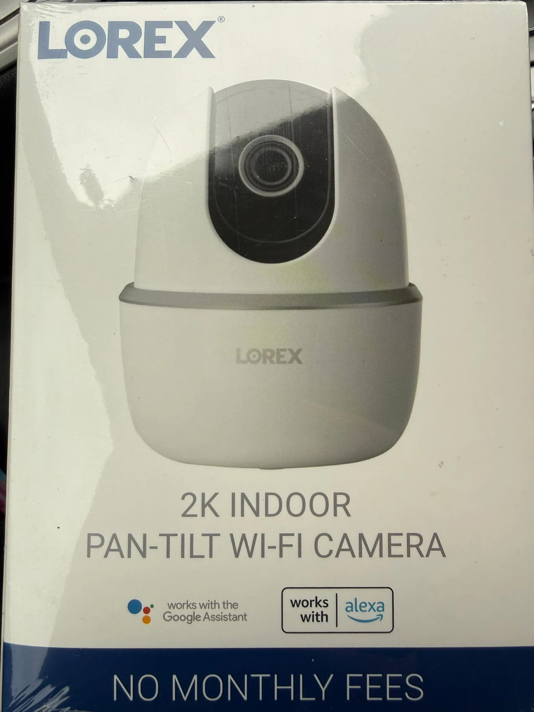 New Lorex 2K Indoor Pan-Tilt Wi-Fi Camera