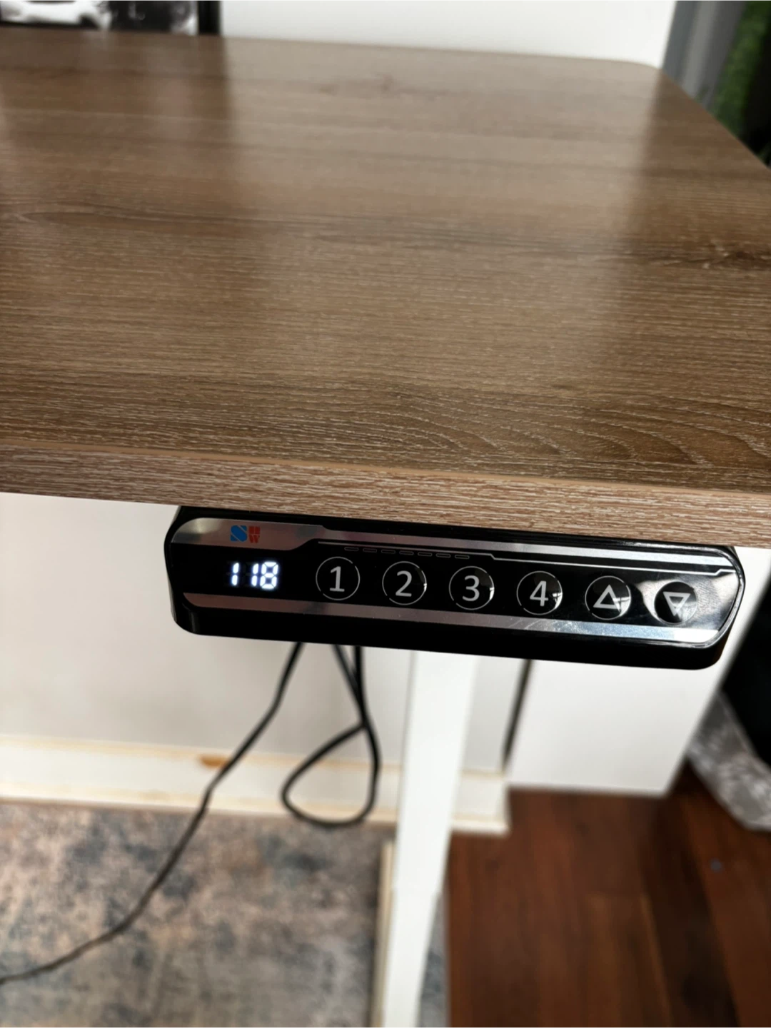 40 x 22 Height Adjustable Sit Stand Desk - photo 3