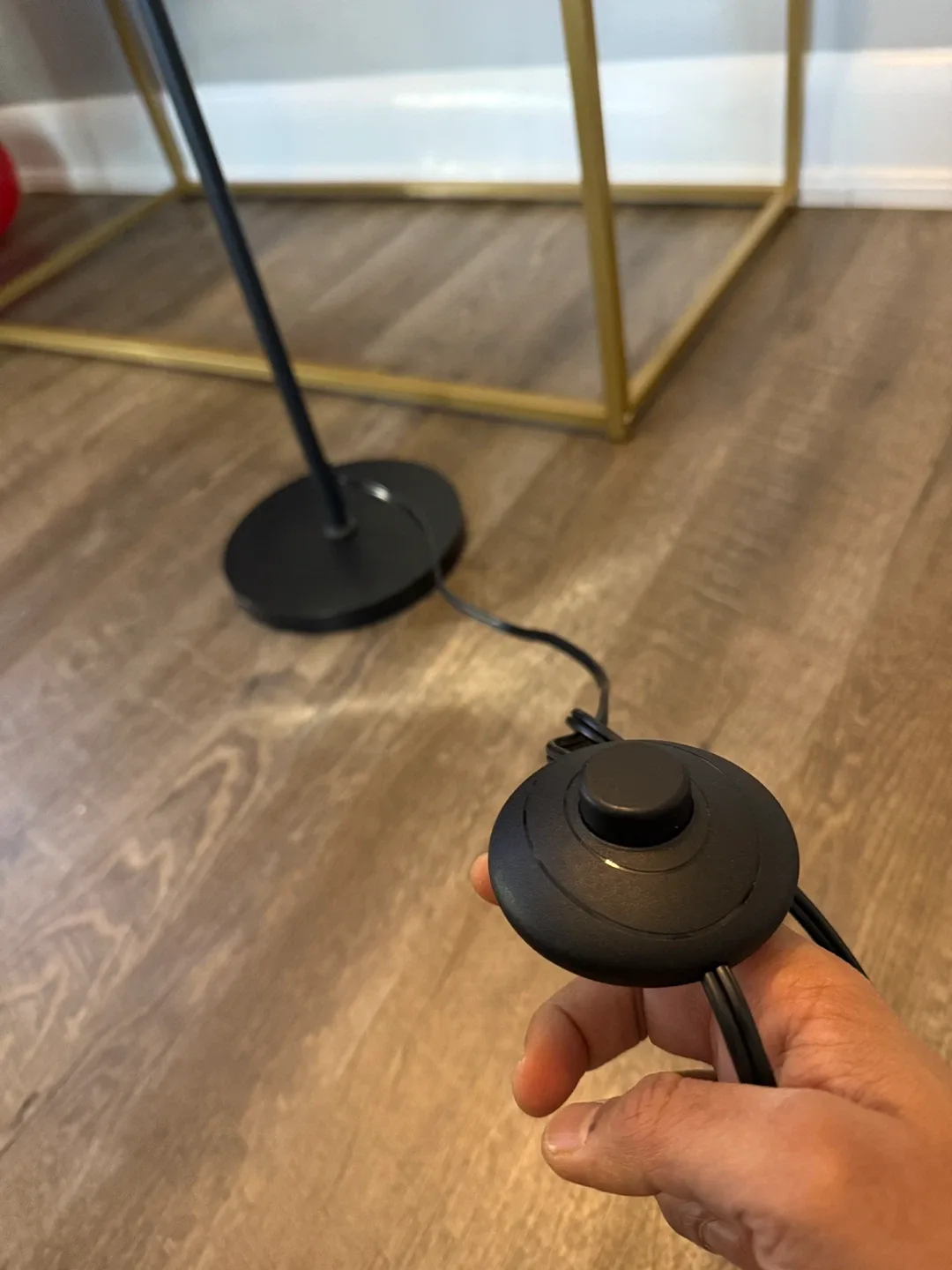 Floor Lamp - Beige Shade, Black Stand image indicator(5)