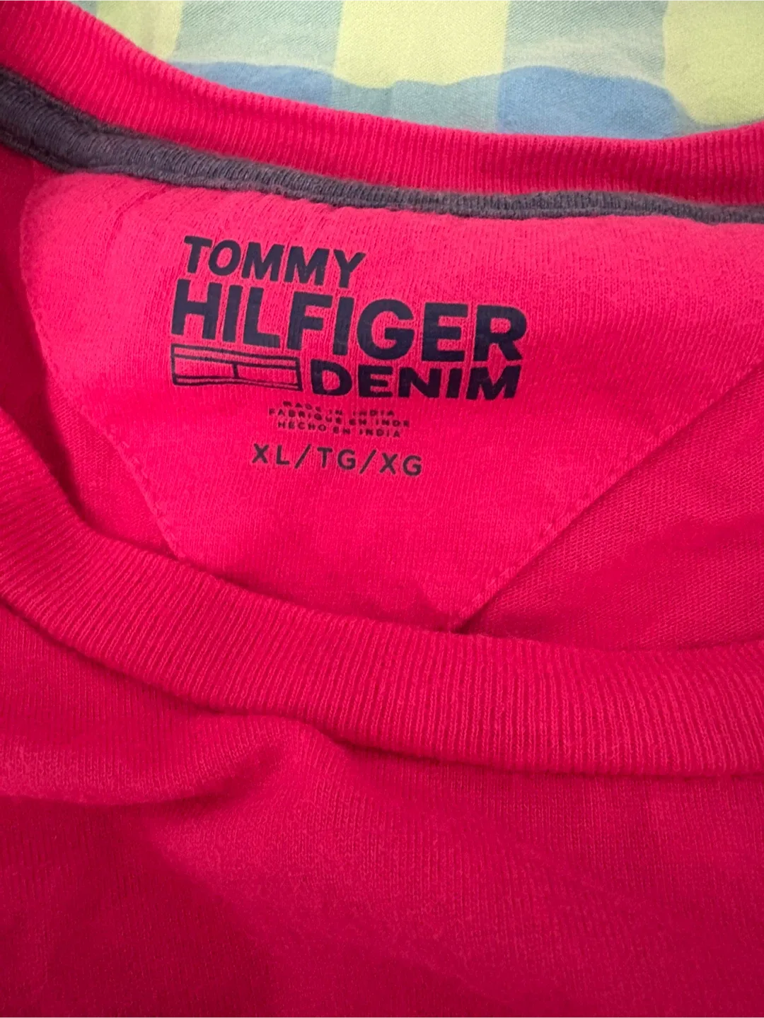 Tommy Hilfiger T-Shirt (New) (Extra large) (Men’s) image indicator(3)