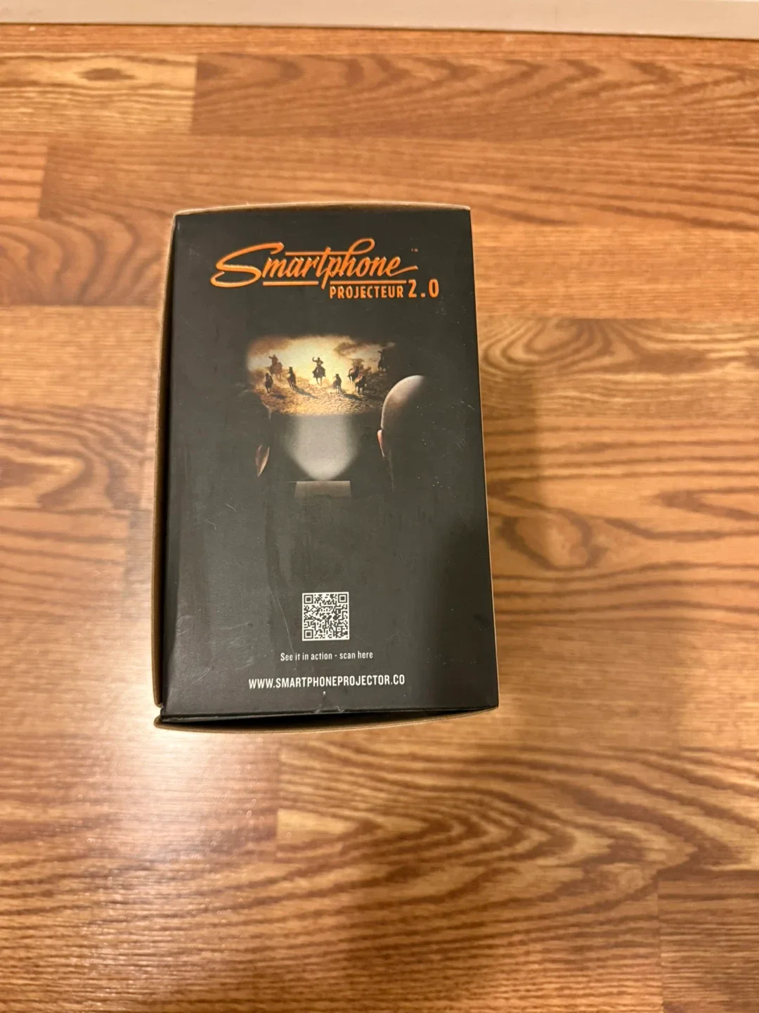 Smartphone Projector 2.0 - Cinema In A Box! image indicator(5)