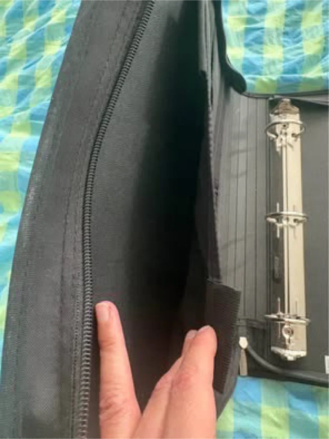 3 zip up binders (Barely used)(All together for $5) image indicator(7)