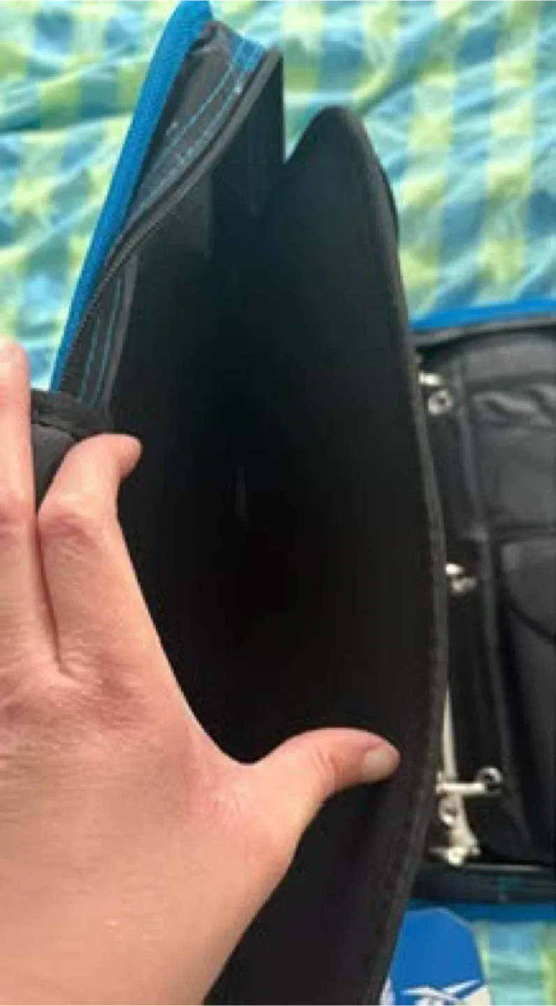 Reebok zip up binder (New) (Tags still attached) image indicator(4)