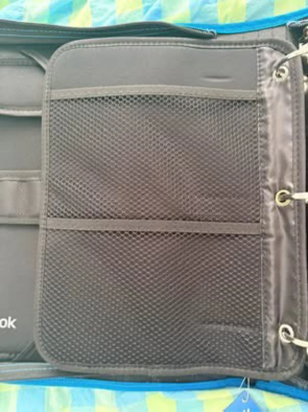 Reebok zip up binder (New) (Tags still attached) image indicator(7)