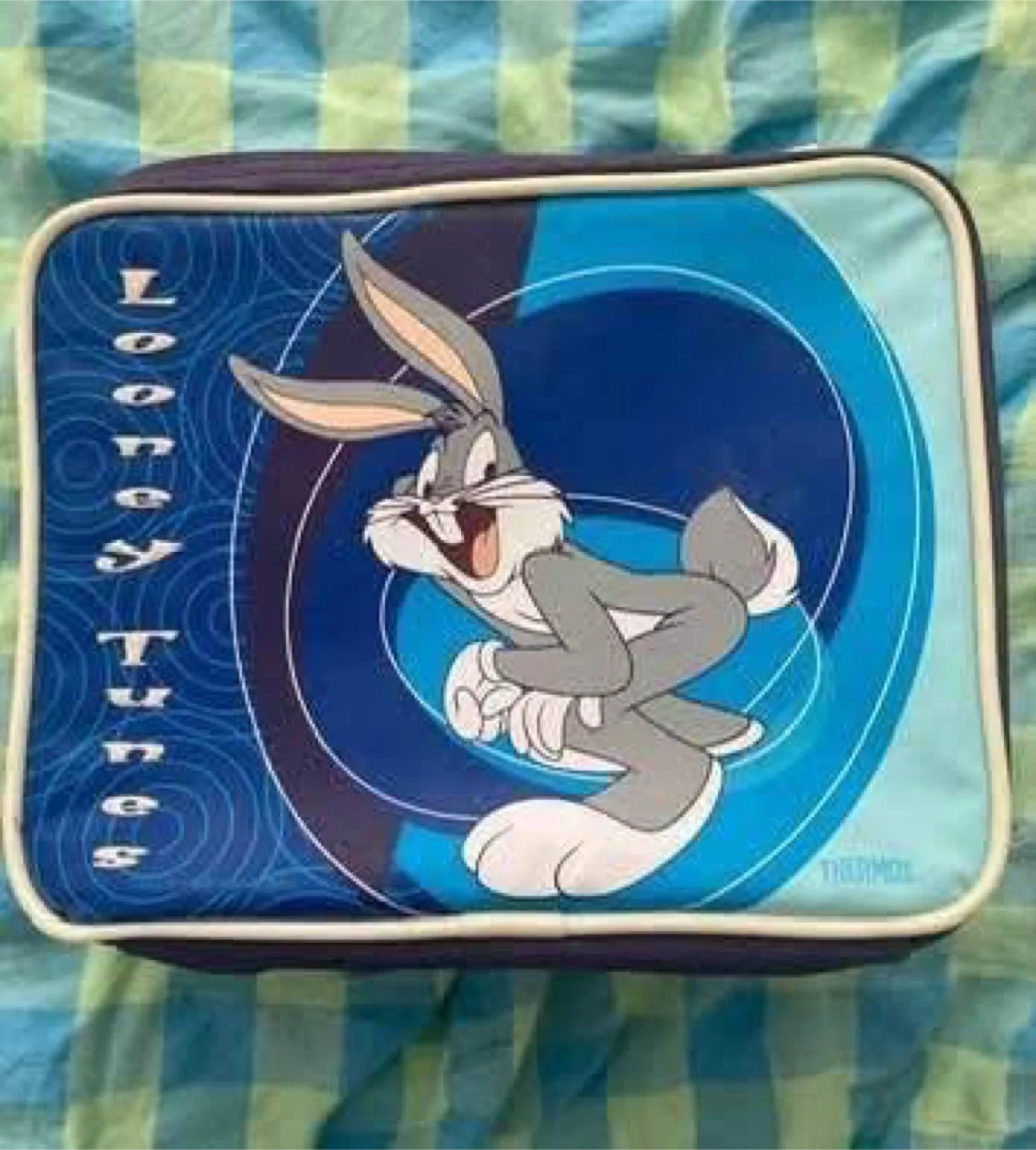 Looney Tunes Lunchbox (New) (Giving away for FREE) thumbnail