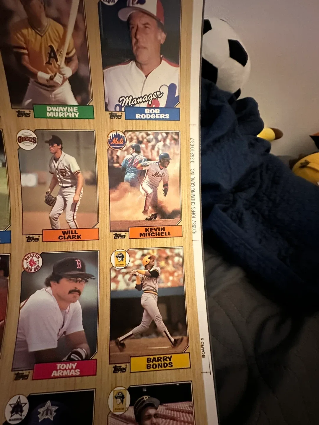 1987 Topps Baseball Cards Poster image indicator(3)