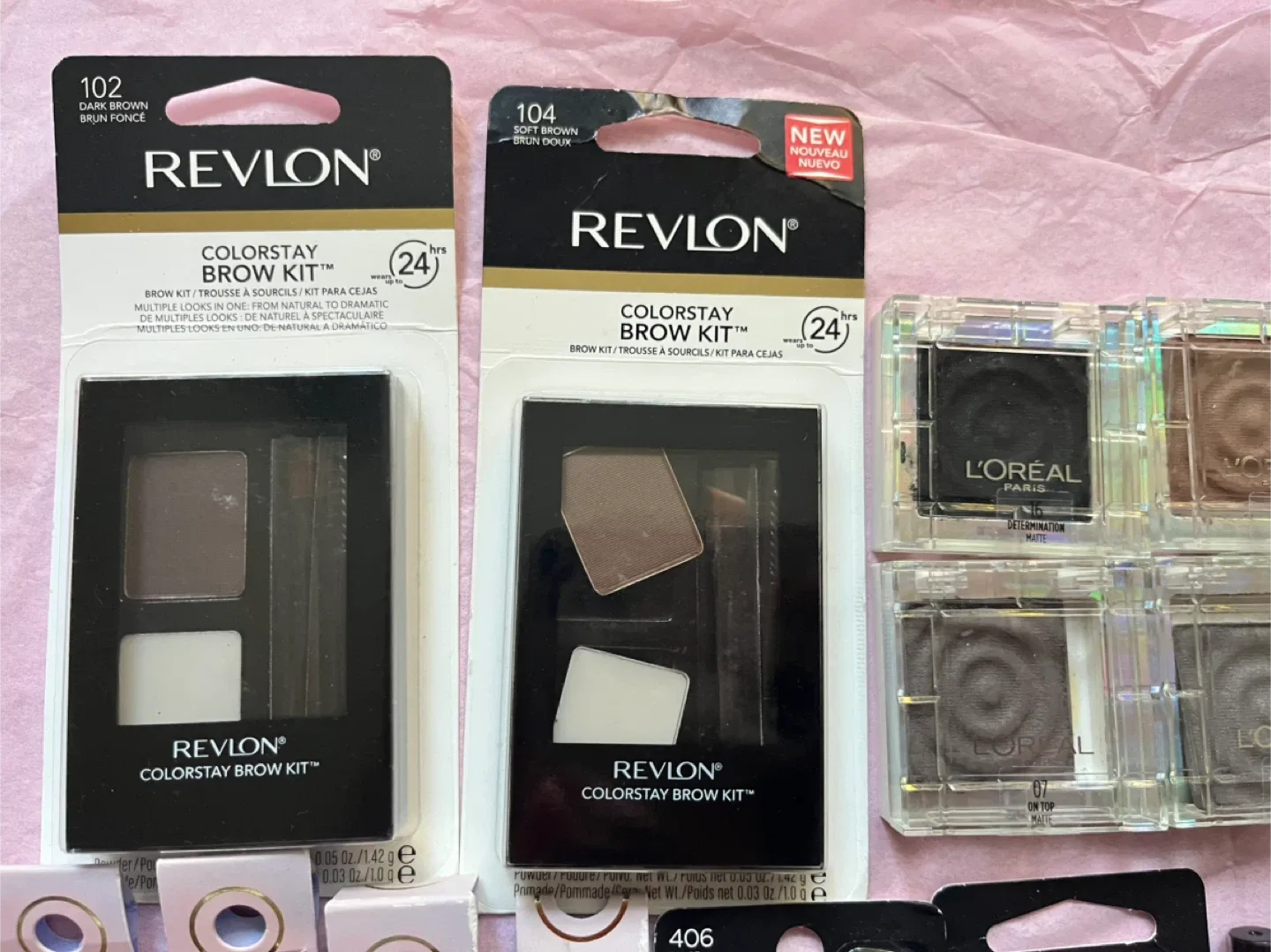 Eyeliner, eyebrows kit,eyeshadow etc. image indicator(2)