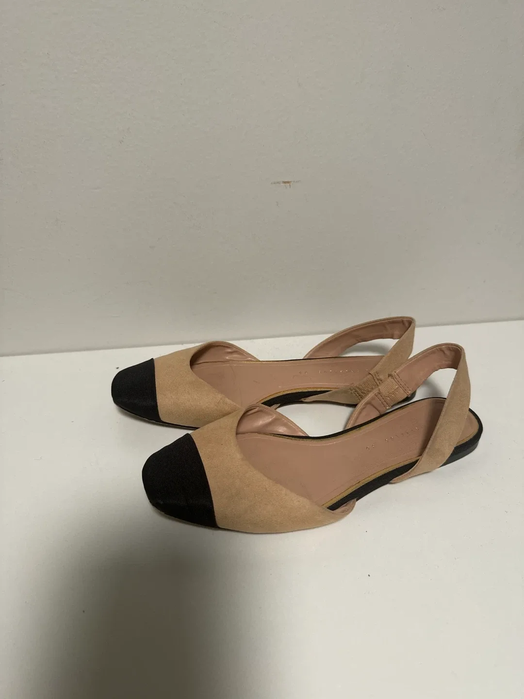 Zara Beige & Black Slingback Flats size 37 thumbnail