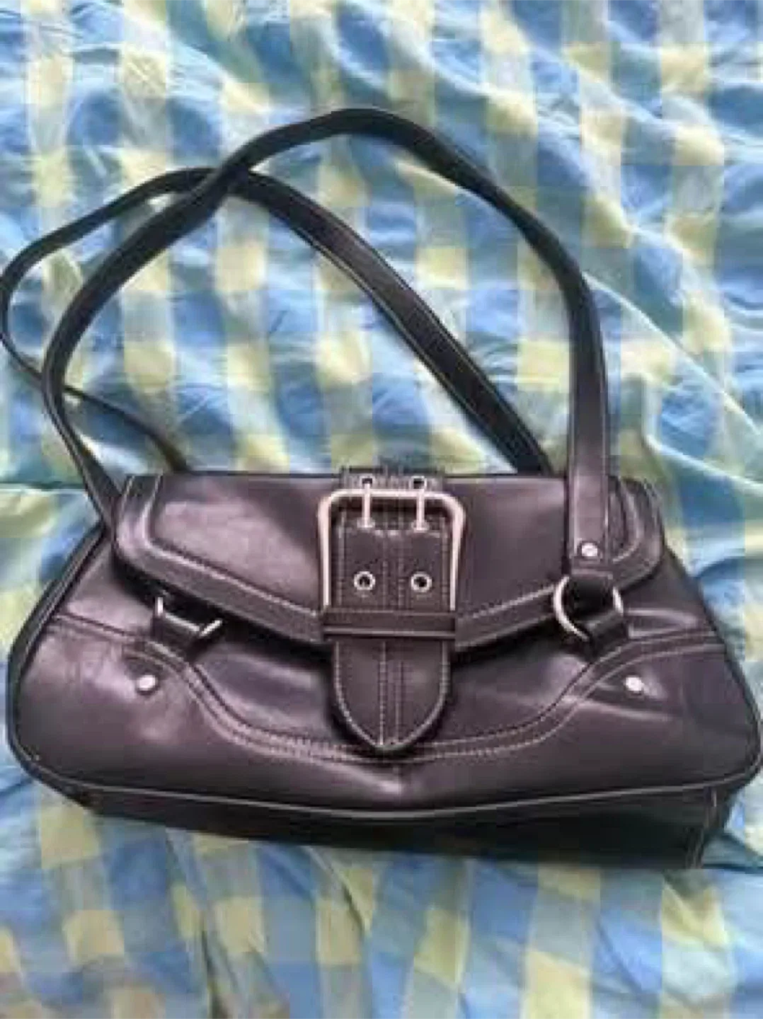 4 black bags & 3 wallets (In good condition) (All FREE) image indicator(6)