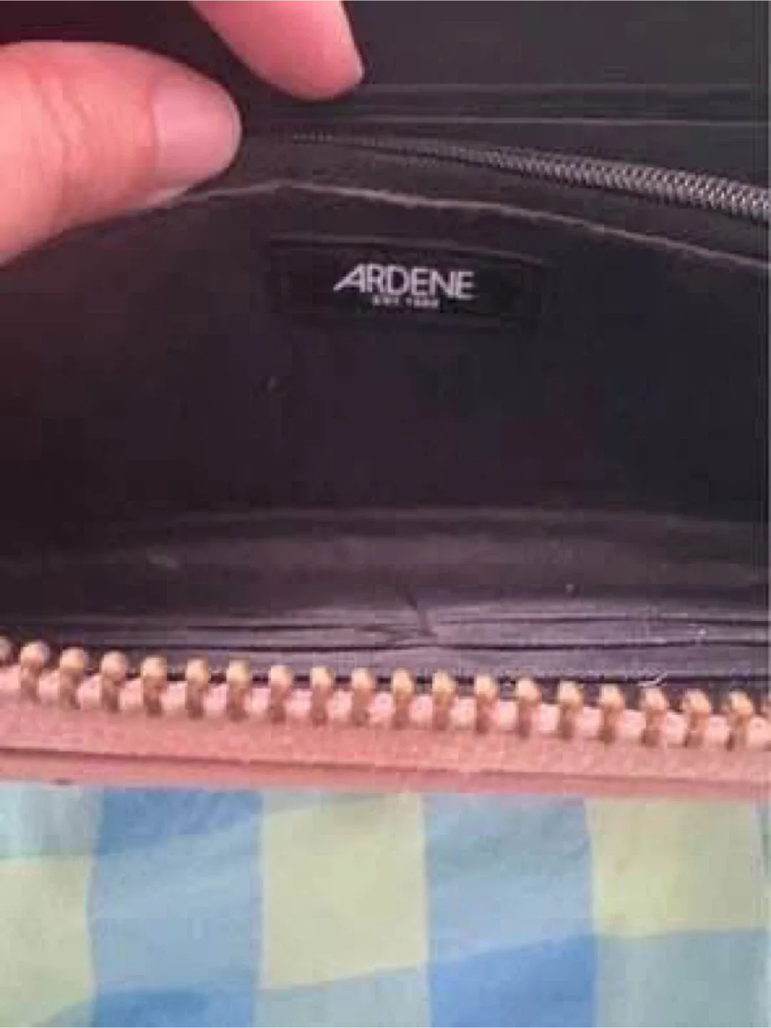 4 black bags & 3 wallets (In good condition) (All FREE) image indicator(9)