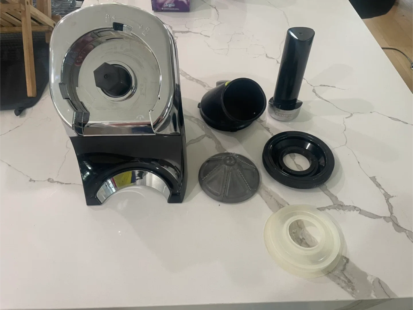 Yonanas Healthy Dessert Maker image indicator(6)