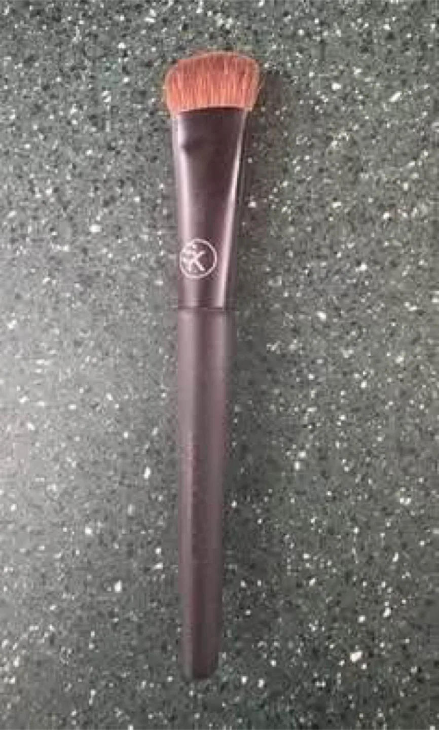 4 sonia kashuk brushes (Never used)(Giving away all for FREE) image indicator(2)