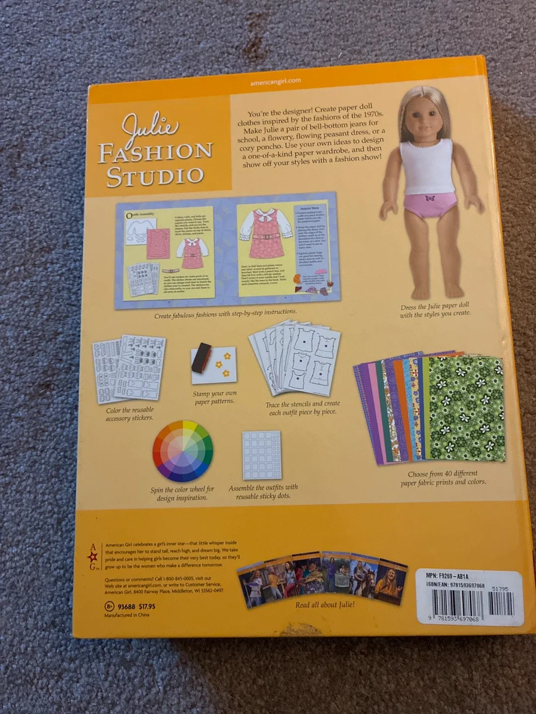 American Girl Julie Fashion Studio - New image indicator(2)