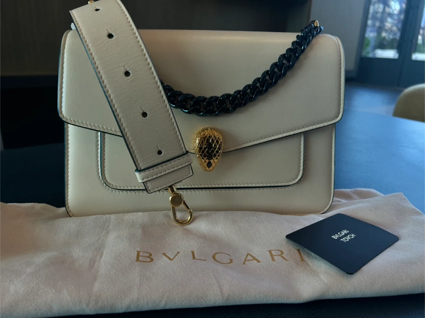 Bvlgari Serpentine Pouch Cream Colour image indicator(4)