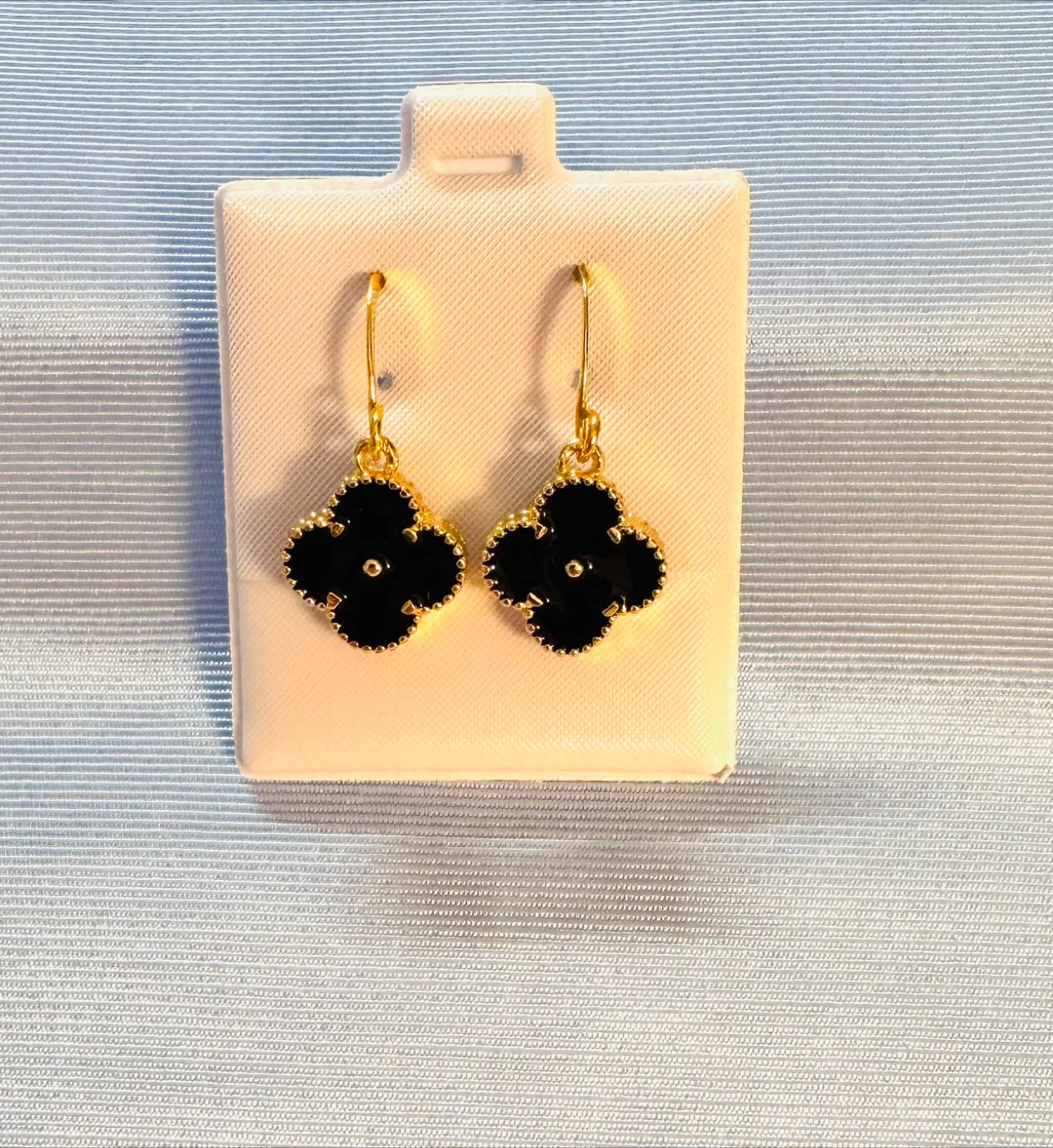 Black Clover Earrings NEW! image indicator(3)