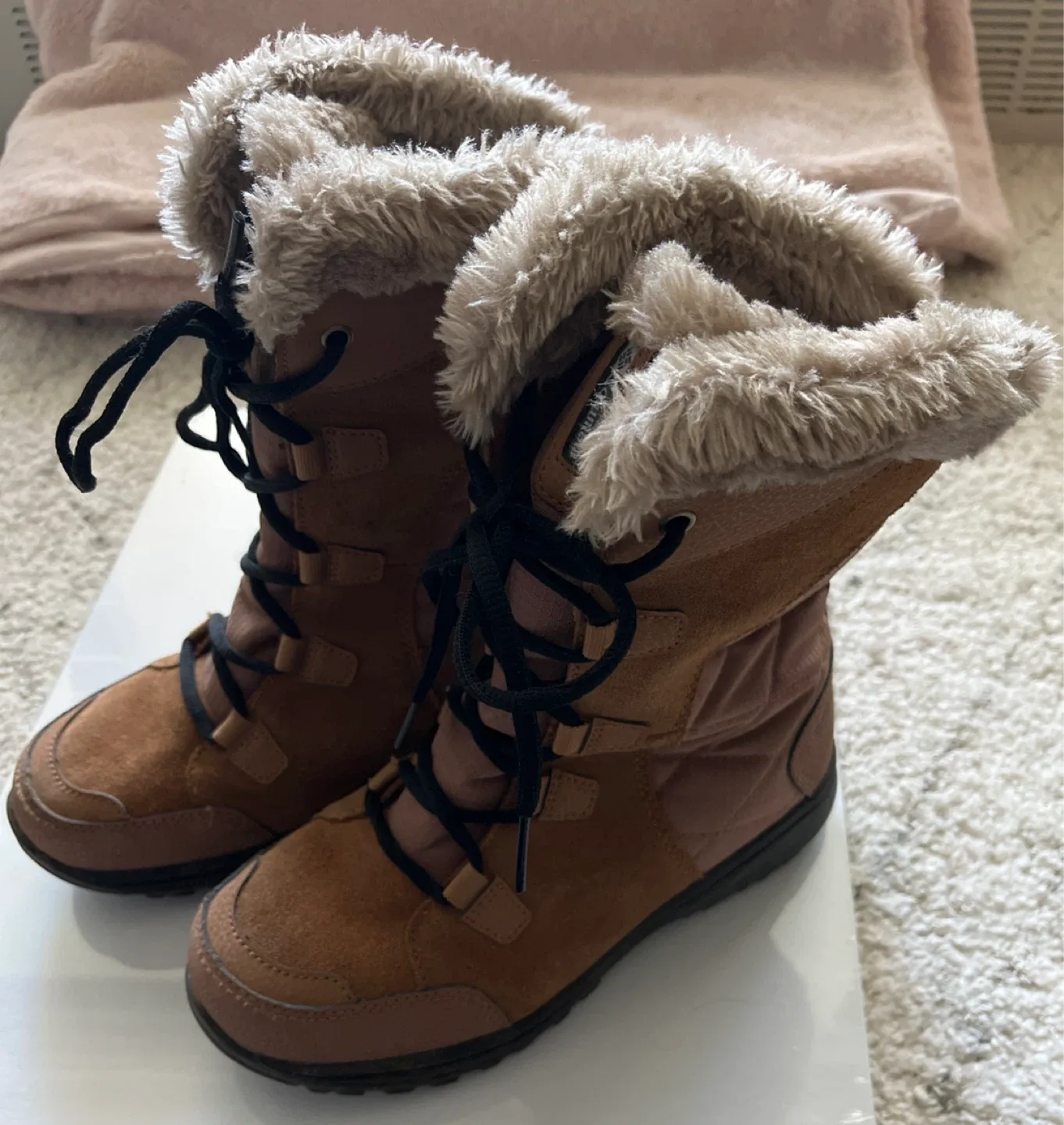 Columbia Women's Waterproof Winter Boots, Size 7W image indicator(2)