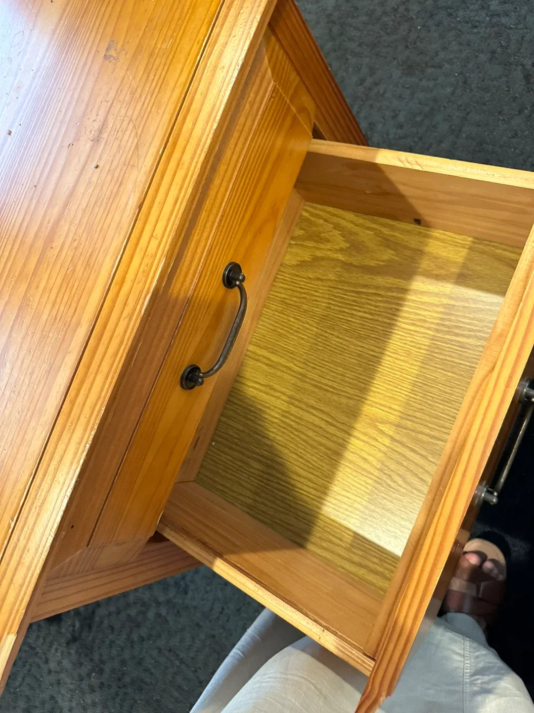 Wooden 3-Drawer Nightstand image indicator(6)