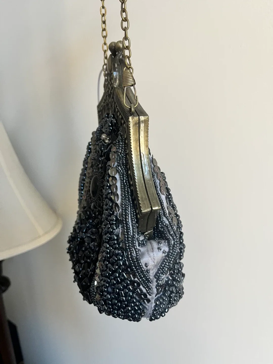 Beaded Evening Bag image indicator(3)