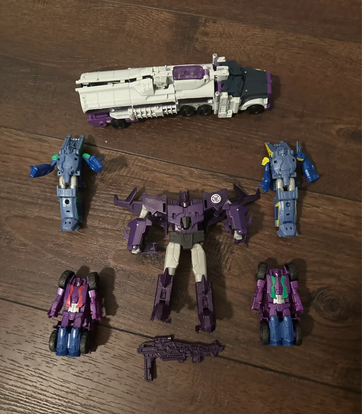 Transformers Lot - Assorted Figures image indicator(3)
