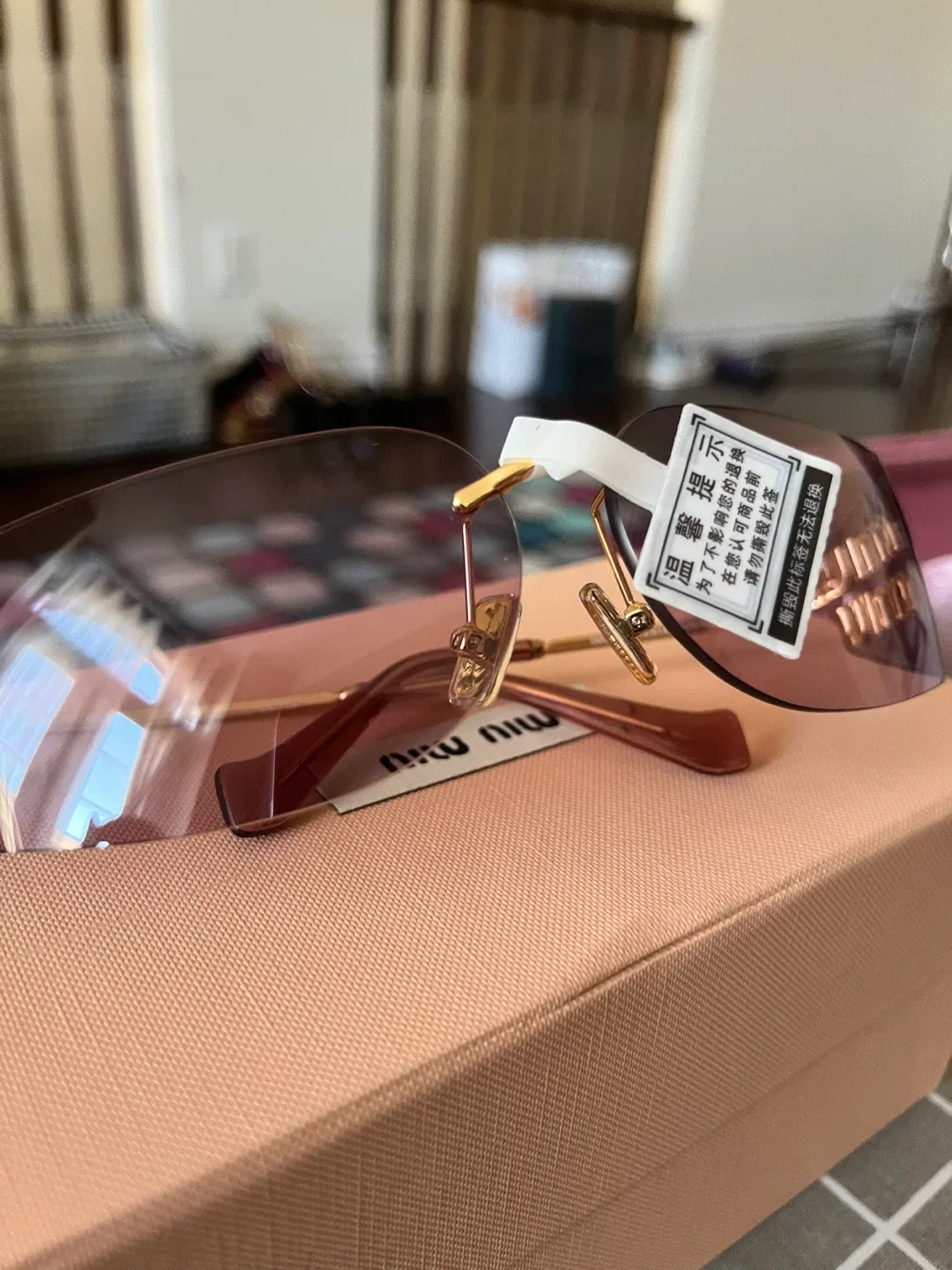 Miu Miu Sunglasses image indicator(9)