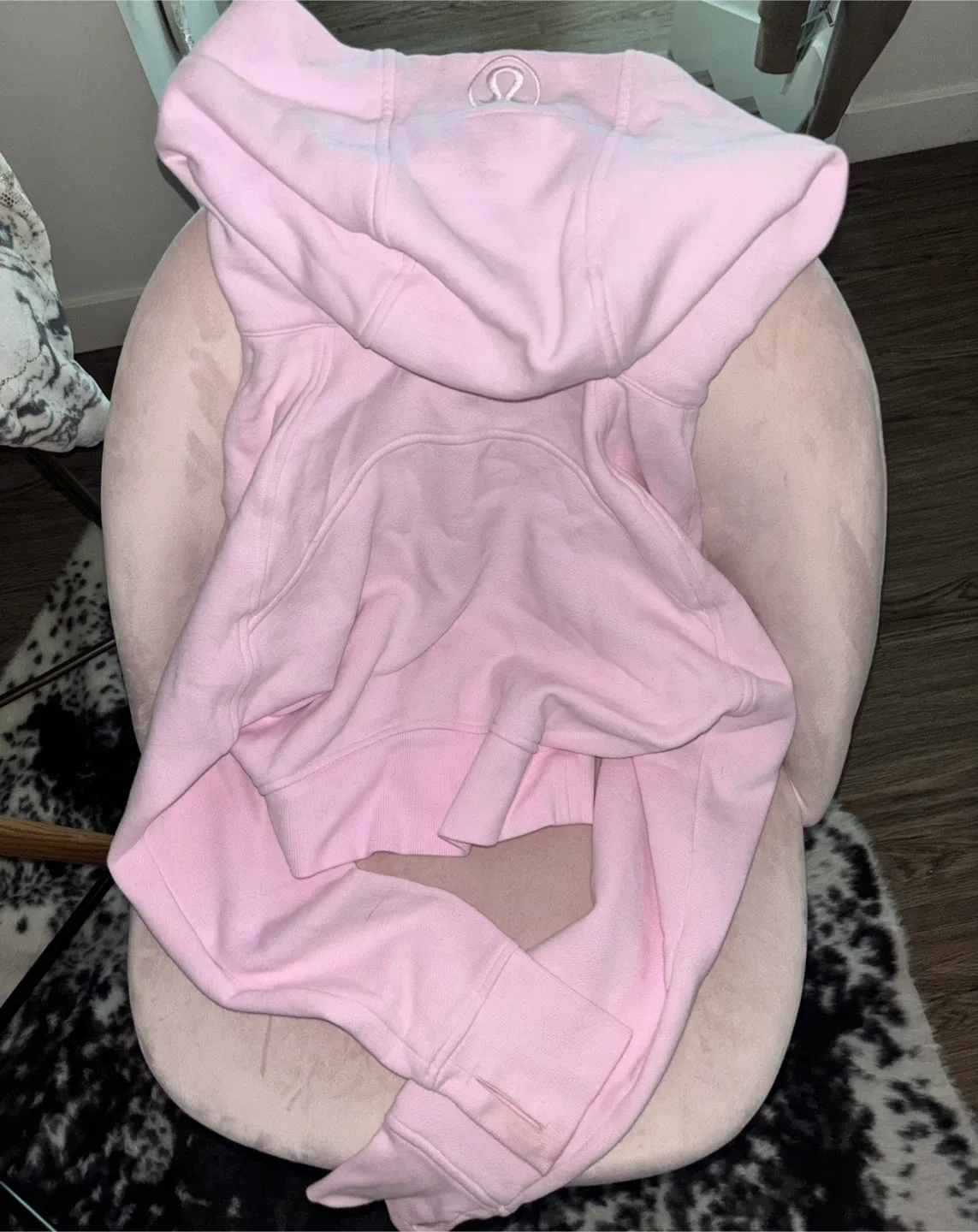 Lululemon Crop Scuba Hoodie, Size 6, Pink image indicator(2)