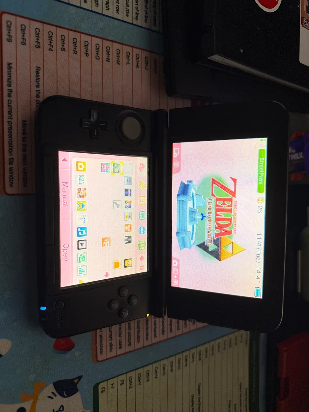 Nintendo 3DS XL image indicator(2)