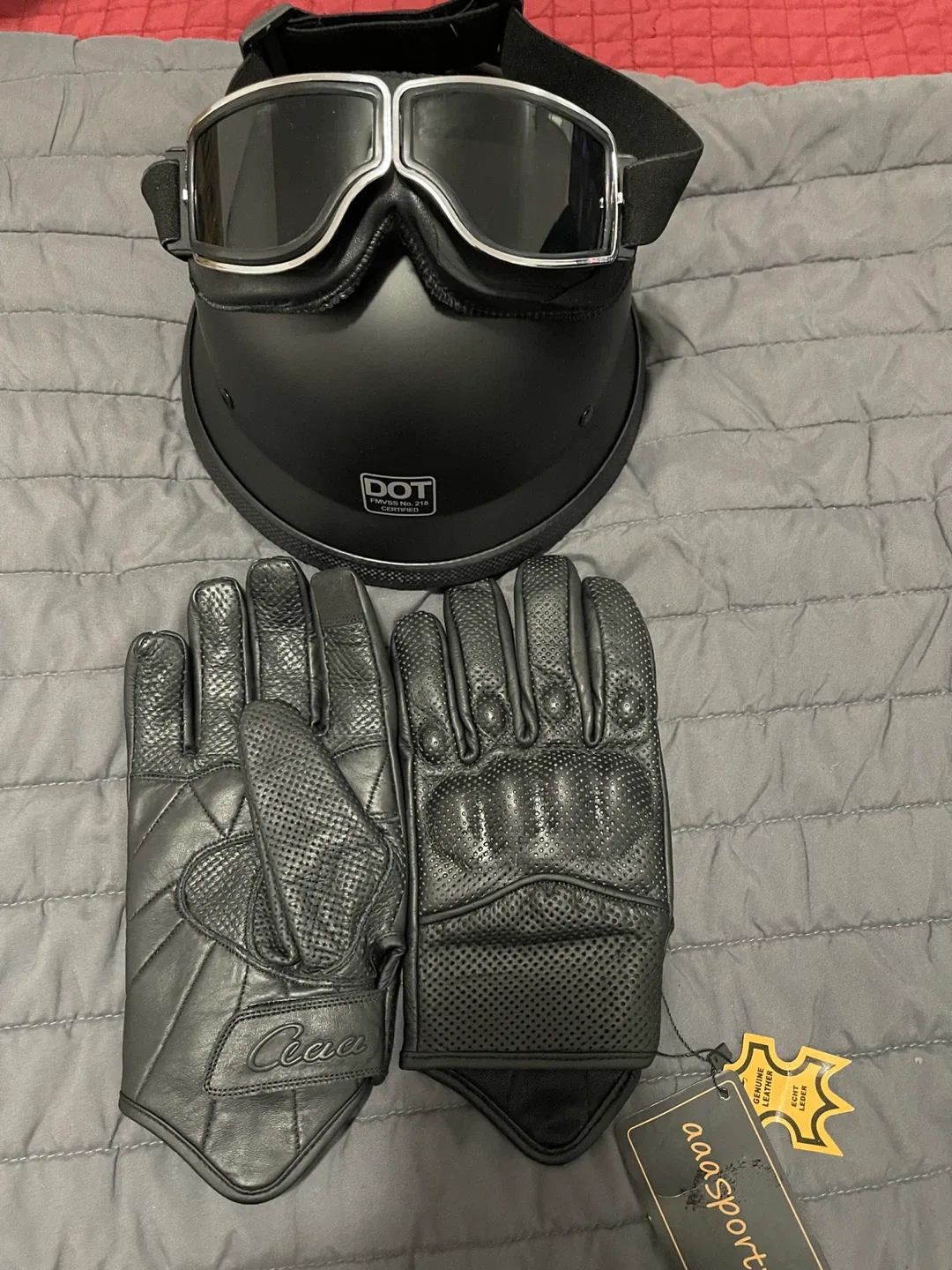 Motorcycle Leather Gloves - Touch Screen Compatible image indicator(10)