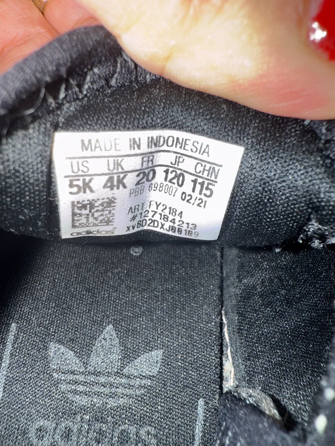 Adidas  Black  - Size US 5K image indicator(2)