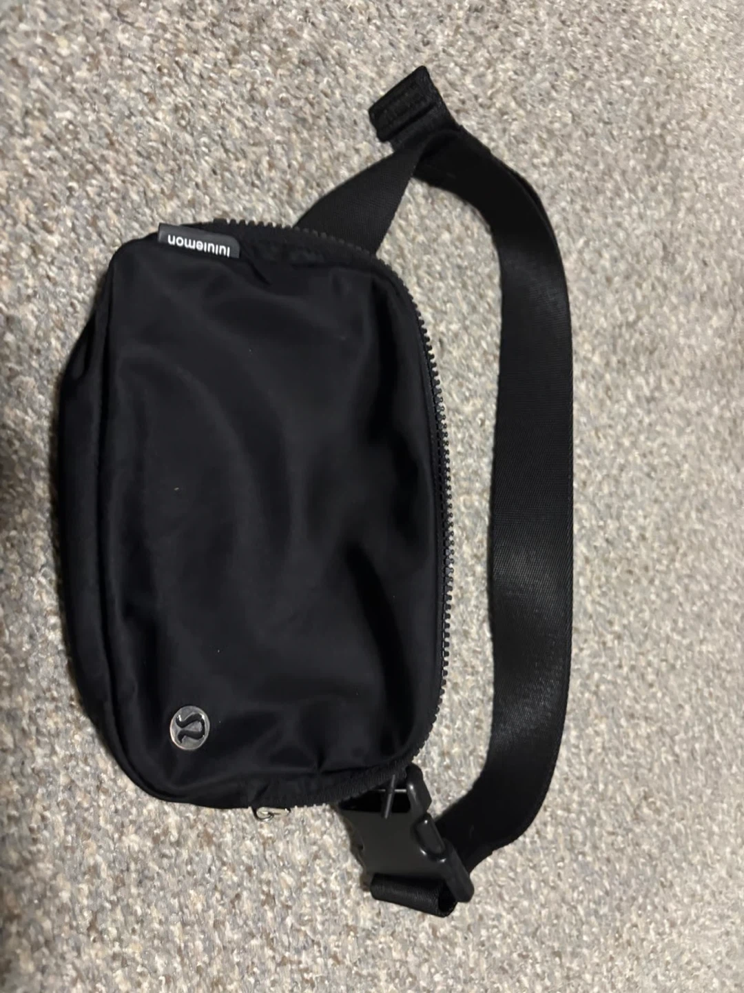 Lululemon Everywhere Belt Bag Black