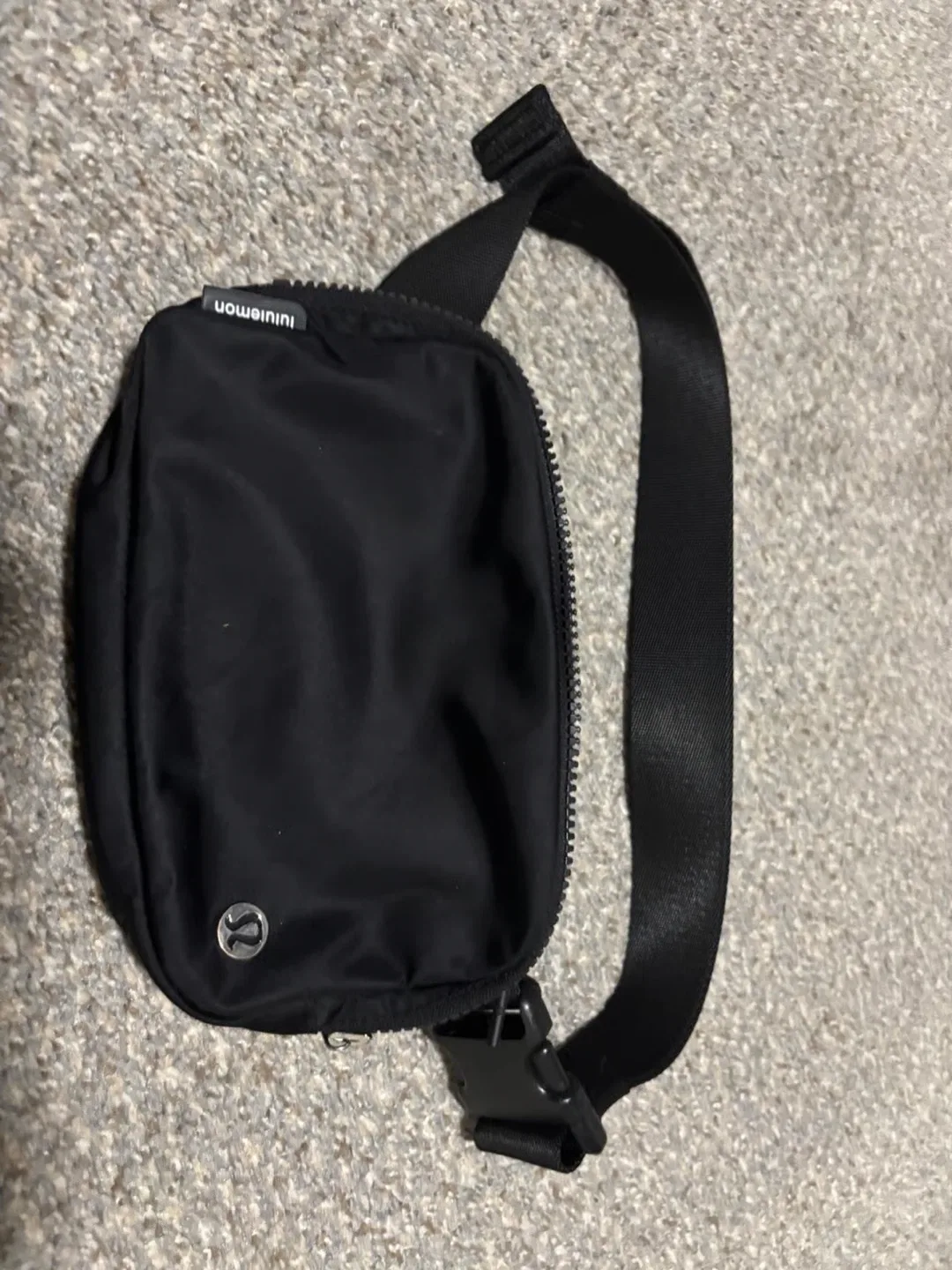 Lululemon Everywhere Belt Bag Black