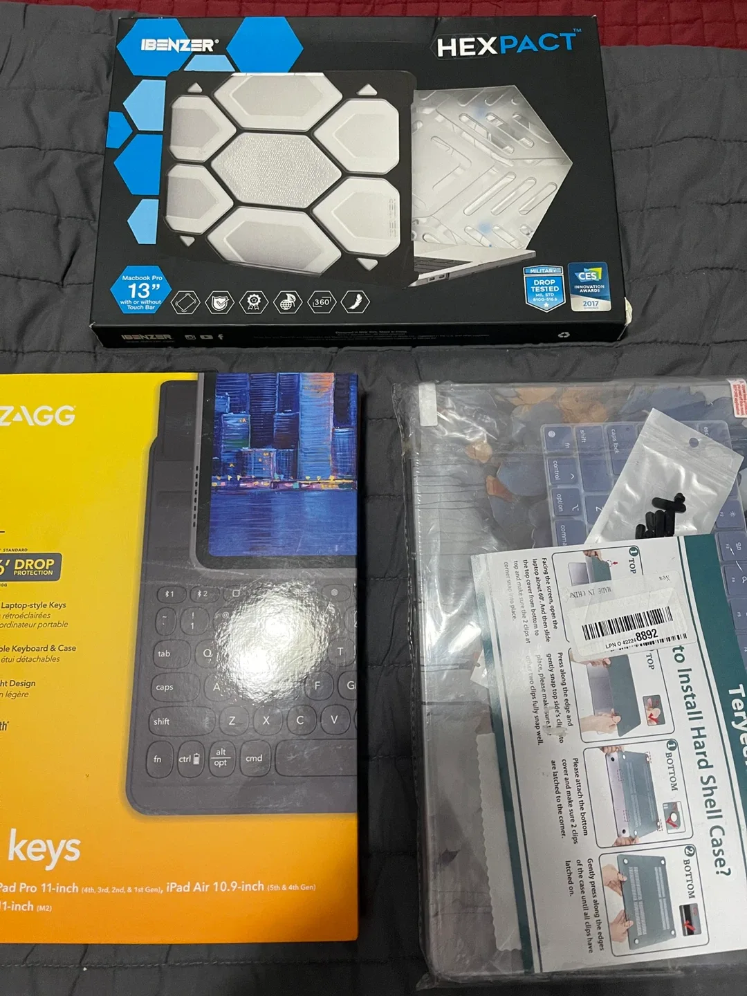 ZAGG Pro Keys iPad 11-inch Keyboard Case image indicator(6)