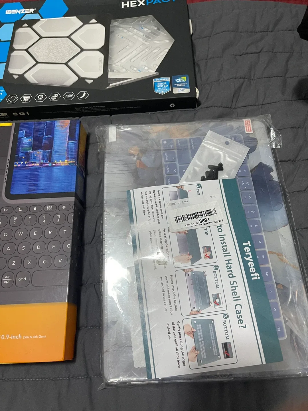 ZAGG Pro Keys iPad 11-inch Keyboard Case image indicator(5)