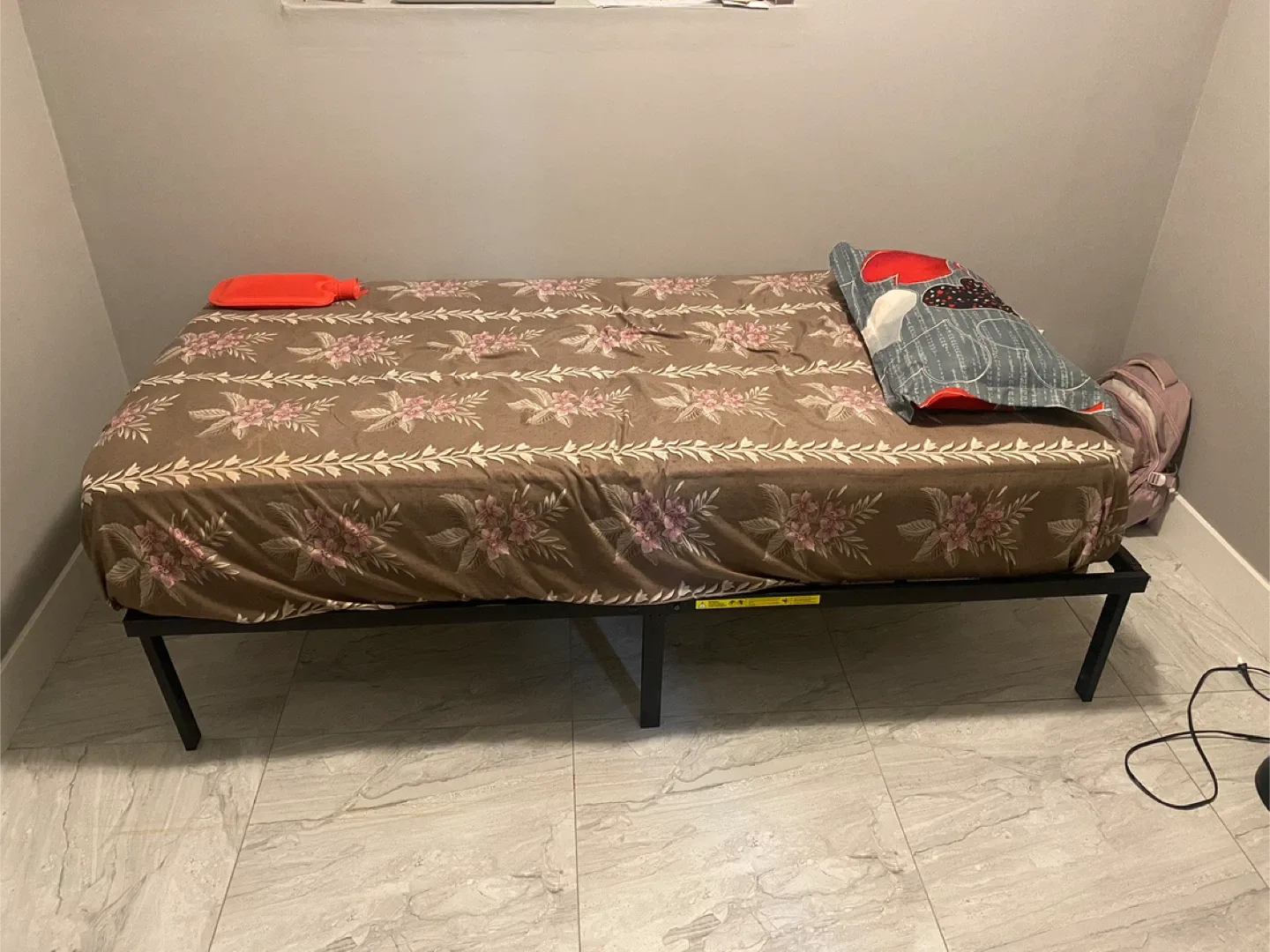 Bed Frame - Black Metal image indicator(2)