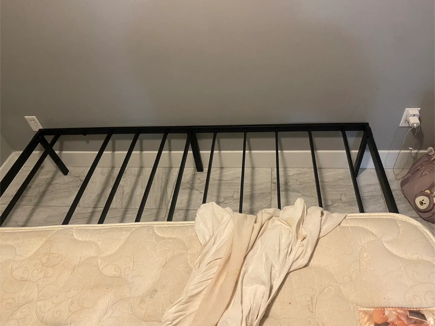 Bed Frame - Black Metal image indicator(3)