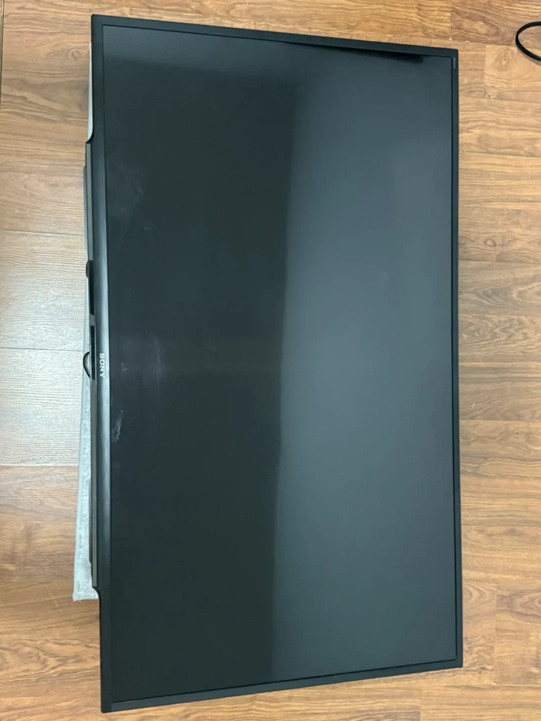 Sony TV - 48 inch with Remote and Wall Mount image indicator(2)