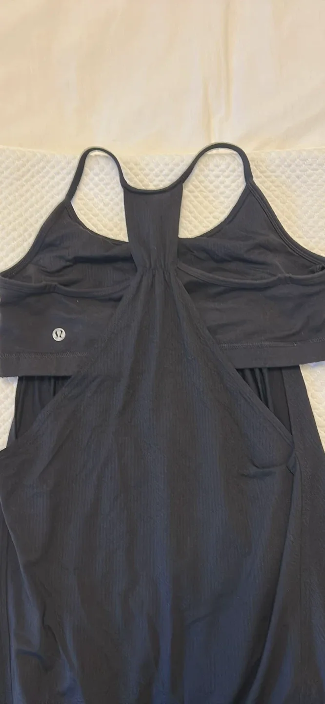 Lululemon Black Tank Top image indicator(3)